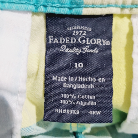 Faded Glory Women's 100% Cotton Ultra Aqua Plaid Shorts Size 10 Y2K Flat Front - Picture 7 of 8